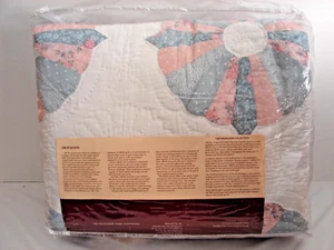 ARCH Dresden Plate Blue Handstitched Patchwork Quilt ~ King ~ New - Picture 1 of 4