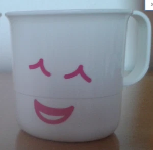 Tupperware Emoji Mug White w/ Pink Silly Face Brand New - Picture 1 of 1