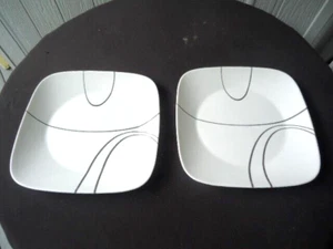 2 corelle simple lines square black & white dinner plates 27cm - Picture 1 of 2