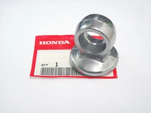 Fijación de muelle superior metal cojín trasero superior Honda MR 50, NU 50, C 90 NUEVO - Imagen 1 de 3
