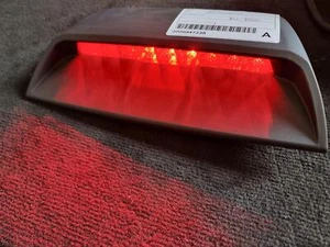 HOLDEN CRUZE HIGH LEVEL STOPLIGHT JG 05/09-02/11 09 10 11 - Picture 1 of 6