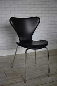 Fritz hansen series 7 chair in black leather - Picture 1 of 21