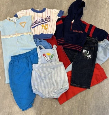 Conjunto de 10 piezas de ropa de bebé niño años 90 de colección talla 3M -24M Rocawear colores primarios Foto 1 de 4