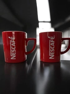 Juego de 2 tazas de café Nescafé cuadradas rojas con interior blanco - Imagen 1 de 6