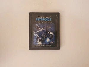 Asteroids (Atari 2600) - Picture 1 of 2