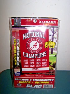 NCAA ALABAMA CRIMSON TIDE 2009 NATIONAL CHAMPIONS 44" X 28" INDOOR OUTDOOR FLAG - Picture 1 of 2