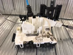 Mercedes A Klasse W176 2013 - 2016 Fahrer Türschloss Schnäpper vorne mech A1667200635 - Bild 1 von 4