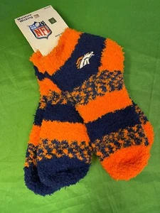 NFL Denver Broncos Paquete de 2 Acogedores Calcetines al Tobillo Difusos Medianos Nuevos con Etiquetas - Imagen 1 de 2