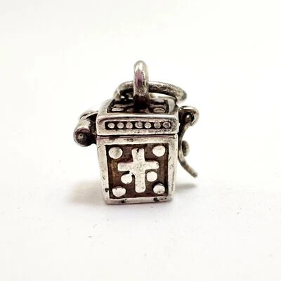 De Colección Plata de Ley 925 Israel Cuadrado Caja Venenosa Dije Pequeño Colgante .50" Cuadrado Foto 1 de 4