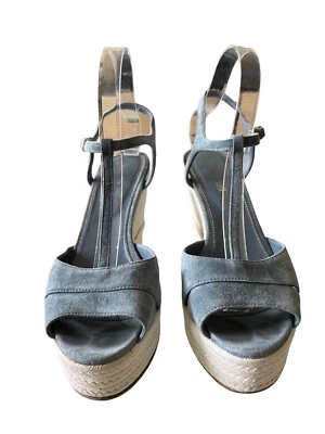 cuña sergio rossi 39,5 EE. UU. 9 Foto 1 de 4