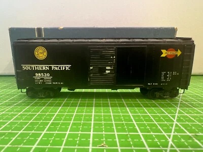 Roundhouse HO 1050 Southern Pacific Overnight #98530 40' Wood Boxcar 1960's - Image 1 of 4