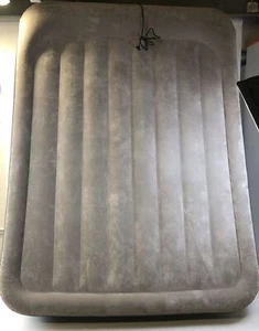 Intex Queen Deluxe Luftmatratze Fiber-Tech, 152x203x42cm, mit Pumpe - Bild 1 von 5