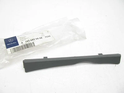 NUEVO - OEM A1636890808 Cubierta superior del tablero para 1998-1999 Mercedes-Benz ML320, ML430 Foto 1 de 3