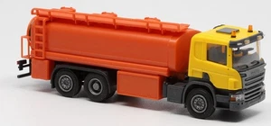 OLM Design OLM011 Scania 6x2 servizi comunali  Cabina gialla  HO 1:87 - Foto 1 di 1