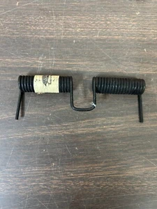 1974 1975 1976 FORD GRAN TORINO ELITER GAS FUEL DOOR HINGE SPRING NOS FORD 525 - Picture 1 of 3