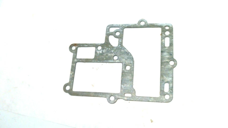 Yamaha/Mariner 27-81034M Gasket 1977-1978 1987 8hp – New Old Stock - Image 1 of 1