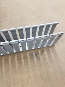 Panduit G1-5X4LG6 type G Wide Slot Wiring Duct 1-1/2" x 4" x 6' Conduit Box of 9 - Picture 1 of 5