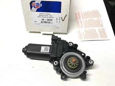 Power Window Motor-Window Lift Motor Front Right CARQUEST 42-3032 Reman FAST SHI - Image 1 of 3