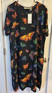 LA CERA Midi Muumuu Dress Black Butterfly Moth Print Pockets Round Neck Sz 2X - Picture 1 of 10