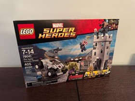 LEGO Marvel Avengers 76041 The Hydra Fortress Smash - Quicksilver & Hulk (New)