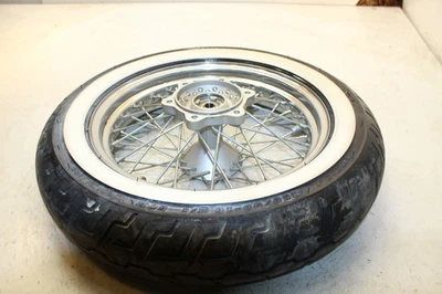 Llanta delantera Suzuki Boulevard C50 2007 con neumático 130/90-16 Foto 1 de 4