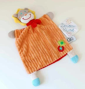 Doudou Plat/Mouchoir Lion Orange Rouge Bleu Champignon -  Mots D'enfants Leclerc - Picture 1 of 3