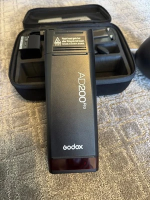 Godox AD200 Pro 200W Wireless TTL Portable Flash Kit - Excellent Condition - Image 1 of 2