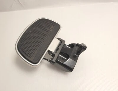 18 Suportes de descanso para pés de passageiro esquerdo e direito Yamaha Star Venture XV1900 2 peças - Imagem 1 de 4