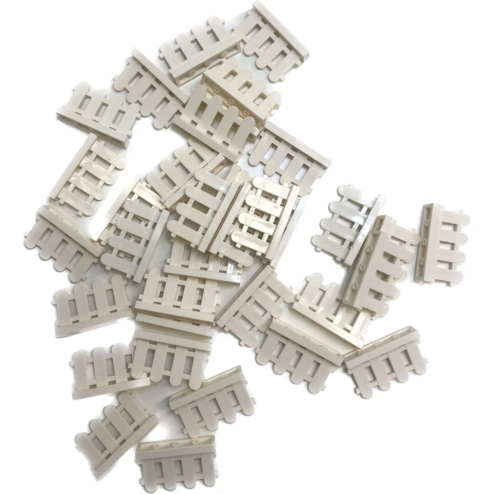 LEGO White Paled Picket Fence x 100 *Brand New* Set 33303 Farm / City / House - Image 1 of 1