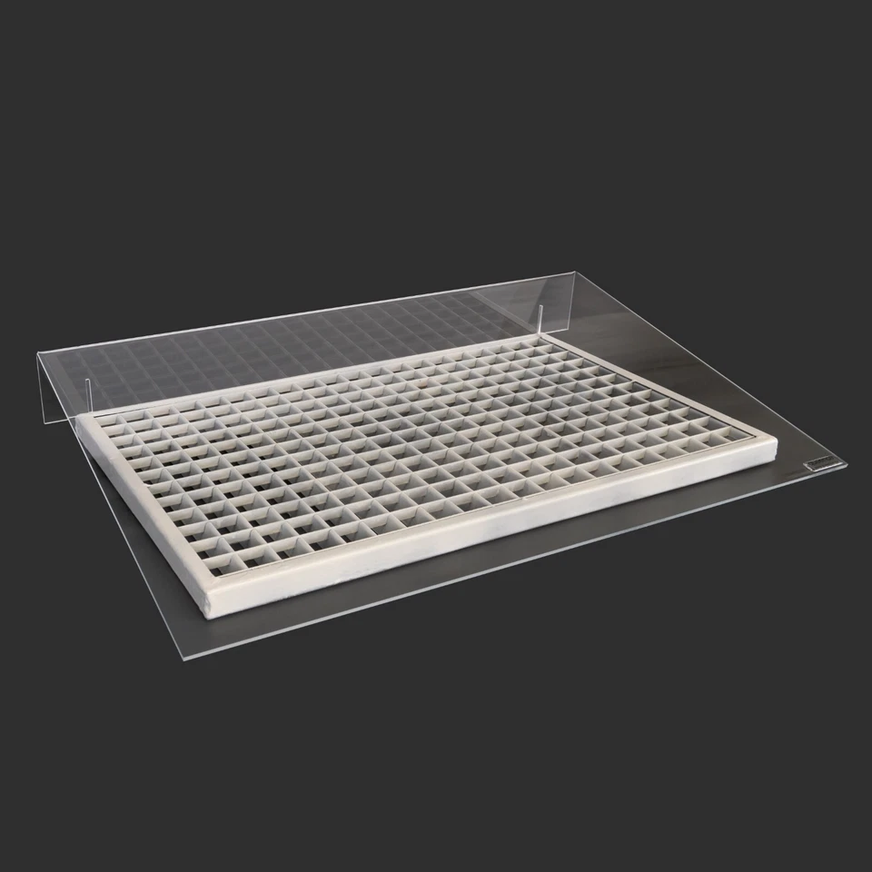 Lichtschachtabdeckung aus Acryl | Schutz für Keller vor Regen und Schmutz - Bild 1 von 4