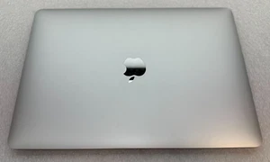 Apple MacBook Air 13 pulgadas finales de 2020 M1 7 núcleos GPU plateado | Teclado (ISO) REINO UNIDO - Imagen 1 de 6
