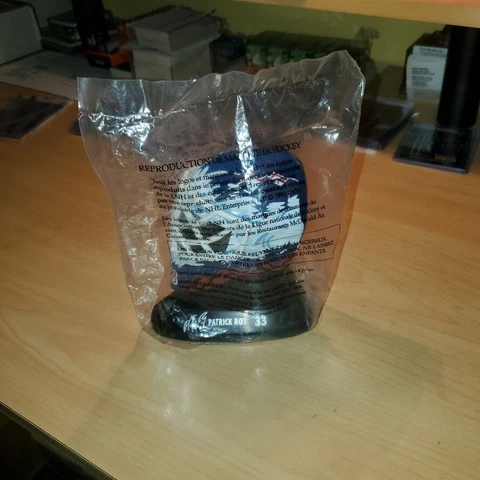 1996 PATRICK ROY COLORADO AVALANCHE McDONALDS Mini Goalie Mask Helmet Unopened Cover