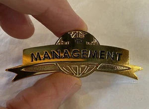 Disney Disneyland Paris Coordinator MANAGEMENT Icon Globe Cast Costume Pin MINT! - Picture 1 of 6