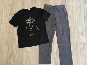 Boys Alien T Shirt 11-12, Tek Gear Fleece Drawstring Sweat Pants Medium Outfit - Picture 1 of 3