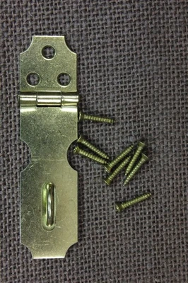 "Joyero vintage de latón con cerradura color cerrojo de seguridad 3 5/8 X 1"" hecho en EE. UU. Stanley" Foto 1 de 4