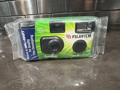 Expired Fujifilm Fuji Quicksnap Single Use Disposable 35mm Camera Flash 27 Photo - Image 1 of 4