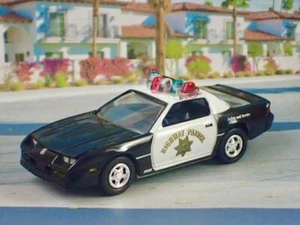 Chevrolet B4C Camaro California Highway Patrol 1992 tercera generación escala 1/64 edición limitada E - Imagen 1 de 5