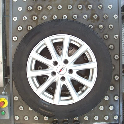 Audi A3/ A3 Sportback Winterkompletträder KBA 49568 Semperit 205/60 R16 92H - Bild 1 von 4