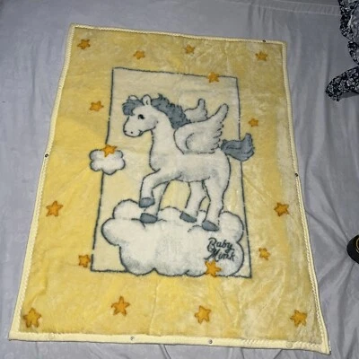 Cobertor de Pelúcia Vintage Baby Mink Amarelo Pesado Azul Pégaso Cavalo Estrelas 42" X32" - Imagem 1 de 4