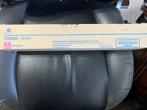 Genuine Konica Minolta TN514 TN514M Magenta Toner Cartridge A9E8330 - Picture 1 of 3