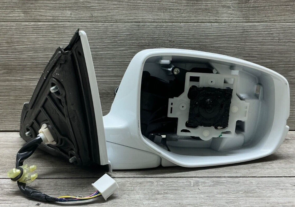 Acura RLX 2014-2015-2016-2017-2018 LADO DEL PASAJERO DERECHO OEM E13027544 Foto 1 de 4