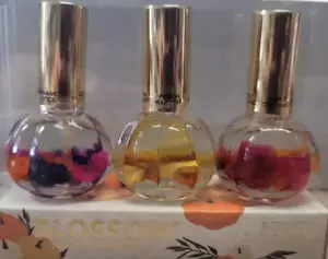 ~ Confezione da 3 Profumi di Olio per Cuticole Profumati ai Fiori - Cannella, Pesca e Mela - NUOVO ~ - Foto 1 di 4