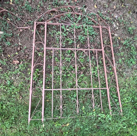 10’ (Iron Fence + Arch) Catholic Church Courtyard 61” W x 91-1/2” H + 64”  W Cover