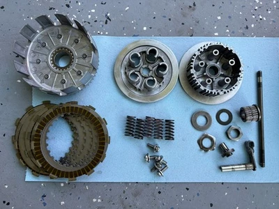Honda Crf250r 2006 06 Complete clutch basket hub plates springs Crf250r Foto 1 de 4