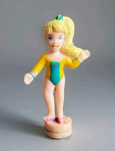 Figurine Polly Pocket Bluebird Vintage Gymnaste/Danseuse Non Articulée 3.5cm - Picture 1 of 4
