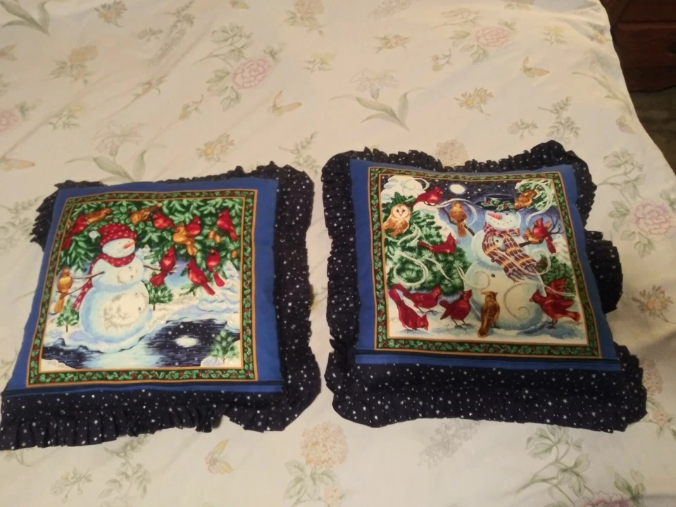 VINTAGE  CHRISTMAS PILLOW SNOWMAN WOODS BIRDS SET OF 2 BEAUTIFUL - Image 1 of 4