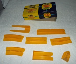 1966 AURORA HAPPY MOTORING 8 PC. DAREDEVIL OBSTACLE COURSE NO. 1593 READ!!! - Picture 1 of 17