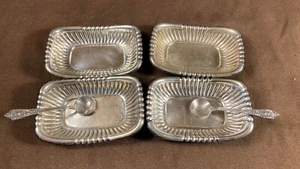 Lot of 4 Vintage / Antique Wallace Sterling Silver Salt Dish and 2 Spoons - Picture 1 of 10