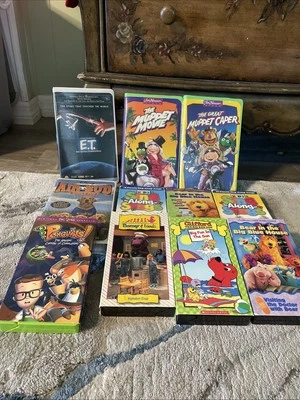 Children’s Beloved Classic Movies Bundle - Image 1 of 4