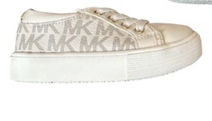 Michael Kors Sneaker Low Top Slip On Beige & White  Sz 4T - Picture 1 of 6